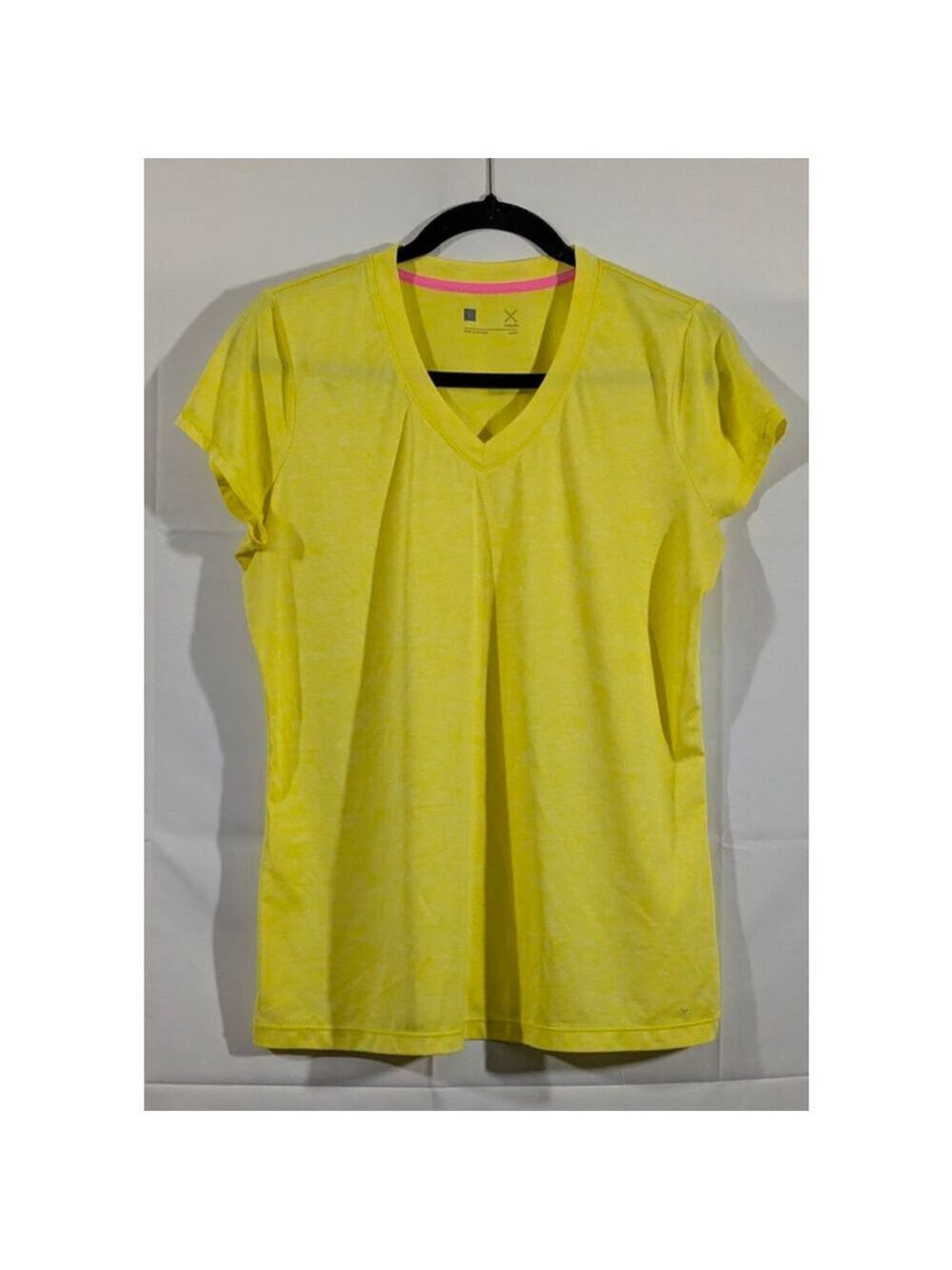 Xersion Yellow V Neck Performance Tee Women's Large